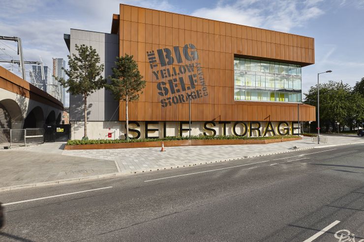 MP Big Yellow Manchester 3June19 080.jpg