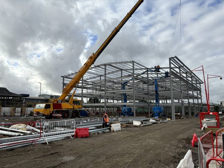 Staines Steelwork making progress .JPG
